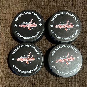 Washington Capitals 5 and 20 Year Anniversary Hockey Puck Set - Black